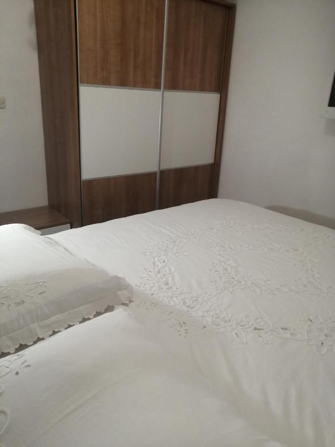Apartmani Klisovic สปลิท ภายนอก รูปภาพ