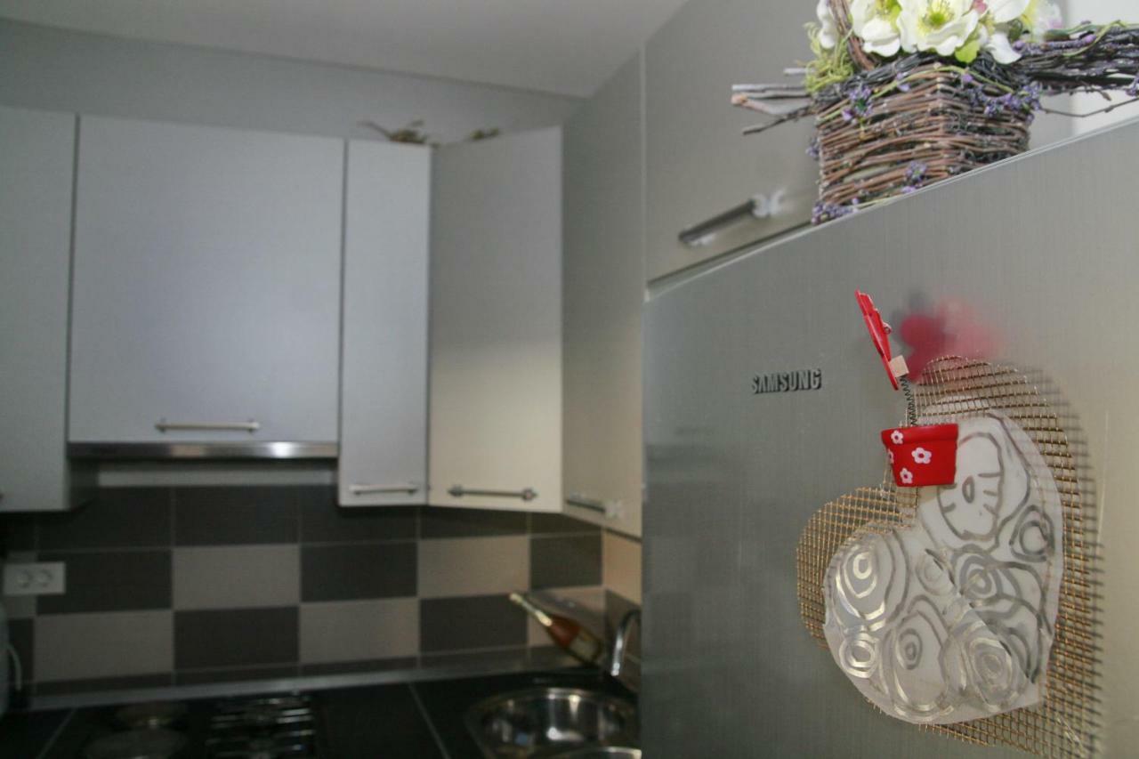 Apartmani Klisovic สปลิท ภายนอก รูปภาพ