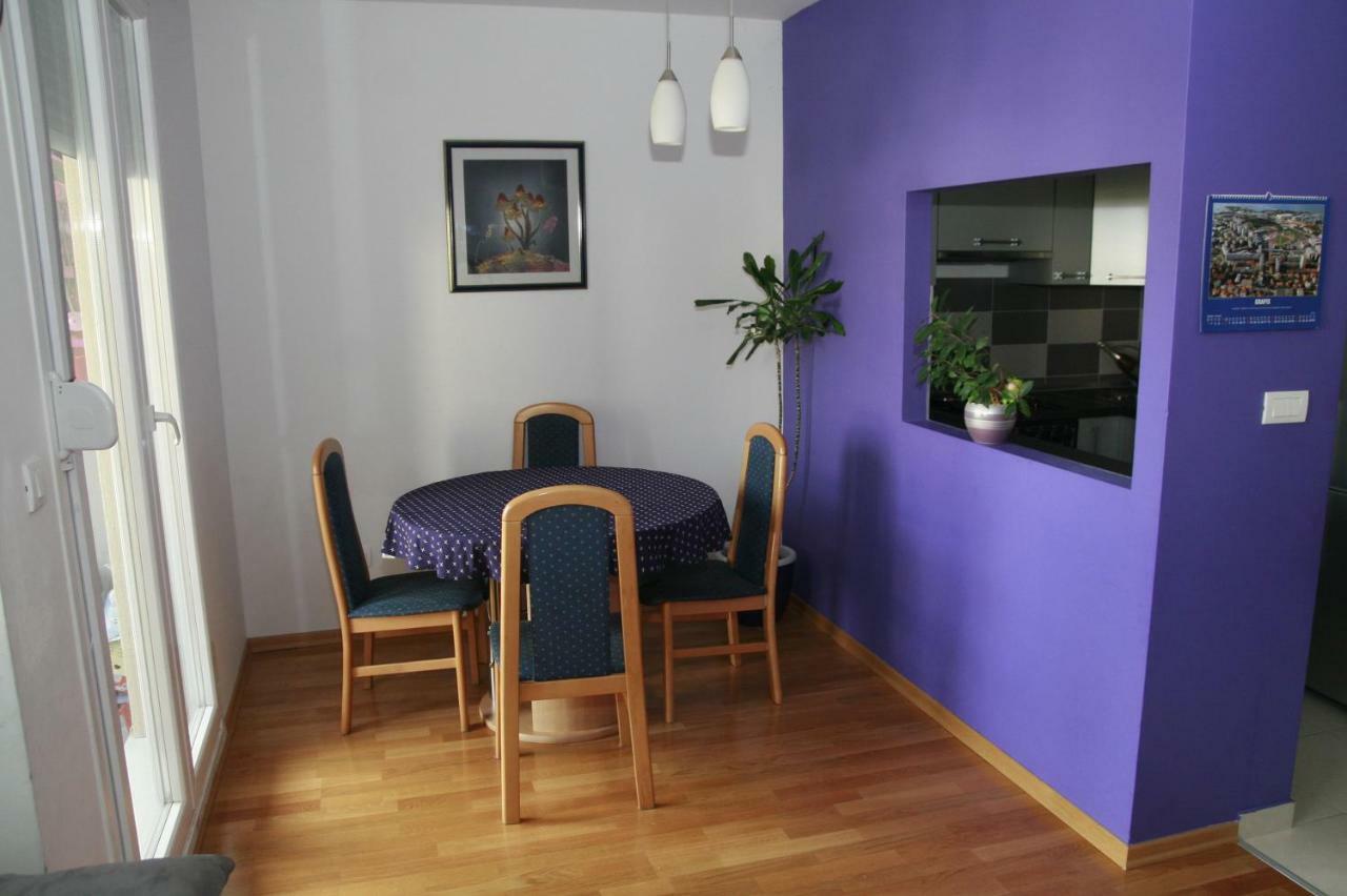 Apartmani Klisovic สปลิท ภายนอก รูปภาพ